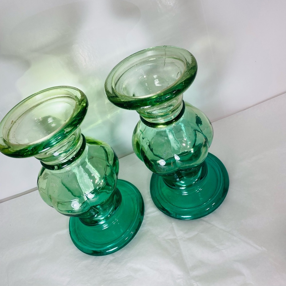 Vintage Recycled Ombre Glass Vase Handcrafted Spain Green. Glass Candle Holders - Picture 3 of 7